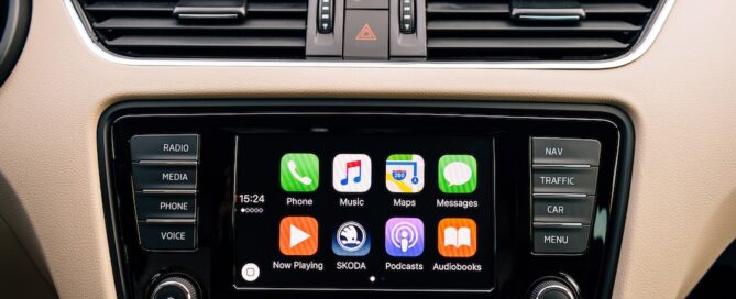 Common Apple Car Play Problems