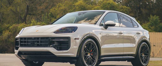 Popular Features in 2025 Porsche Models